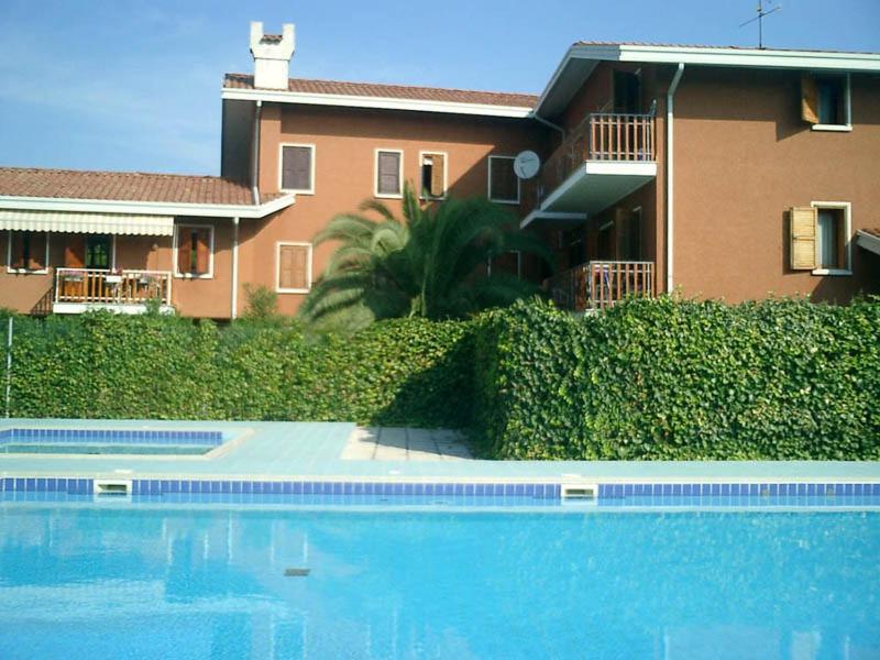 Cond Giardino Apartment Lignano Sabbiadoro Exterior photo